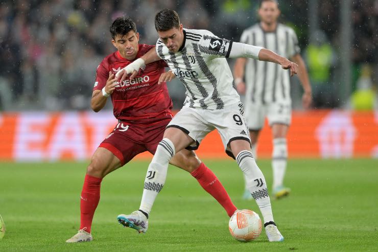 Vlahovic via dalla Juventus in minusvalenza