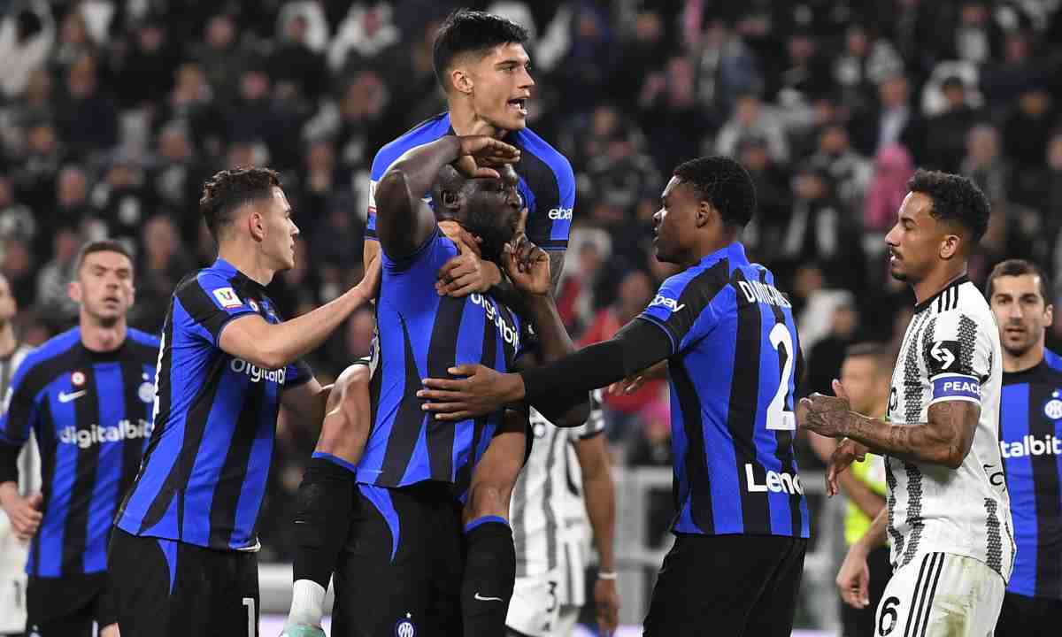 Lukaku ribadisce: "Mai alla Juve" | Ma la Curva Nord smentisce tutto