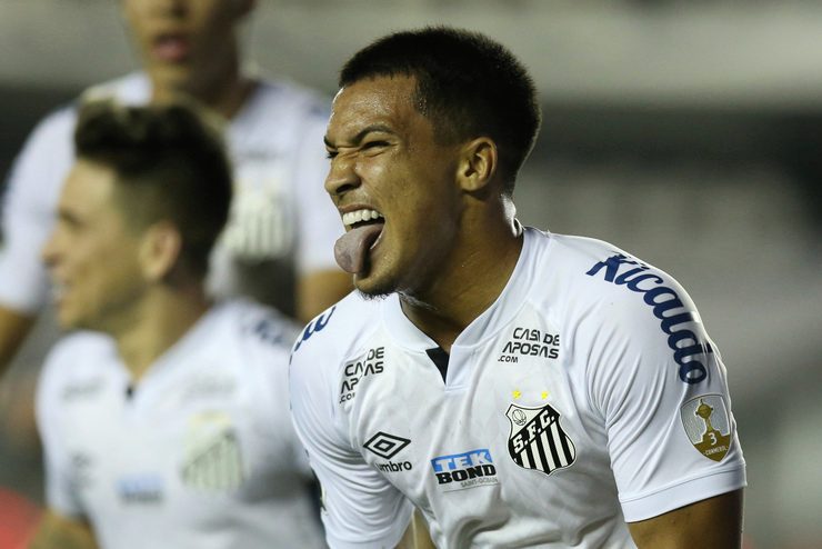 Roma, cambia l'offerta per Marcos Leonardo