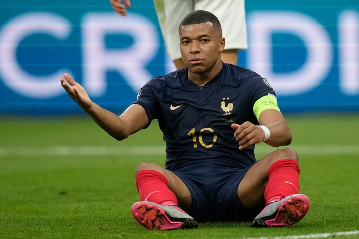 Real Madrid, Vlahovic prima alternativa a Mbappe