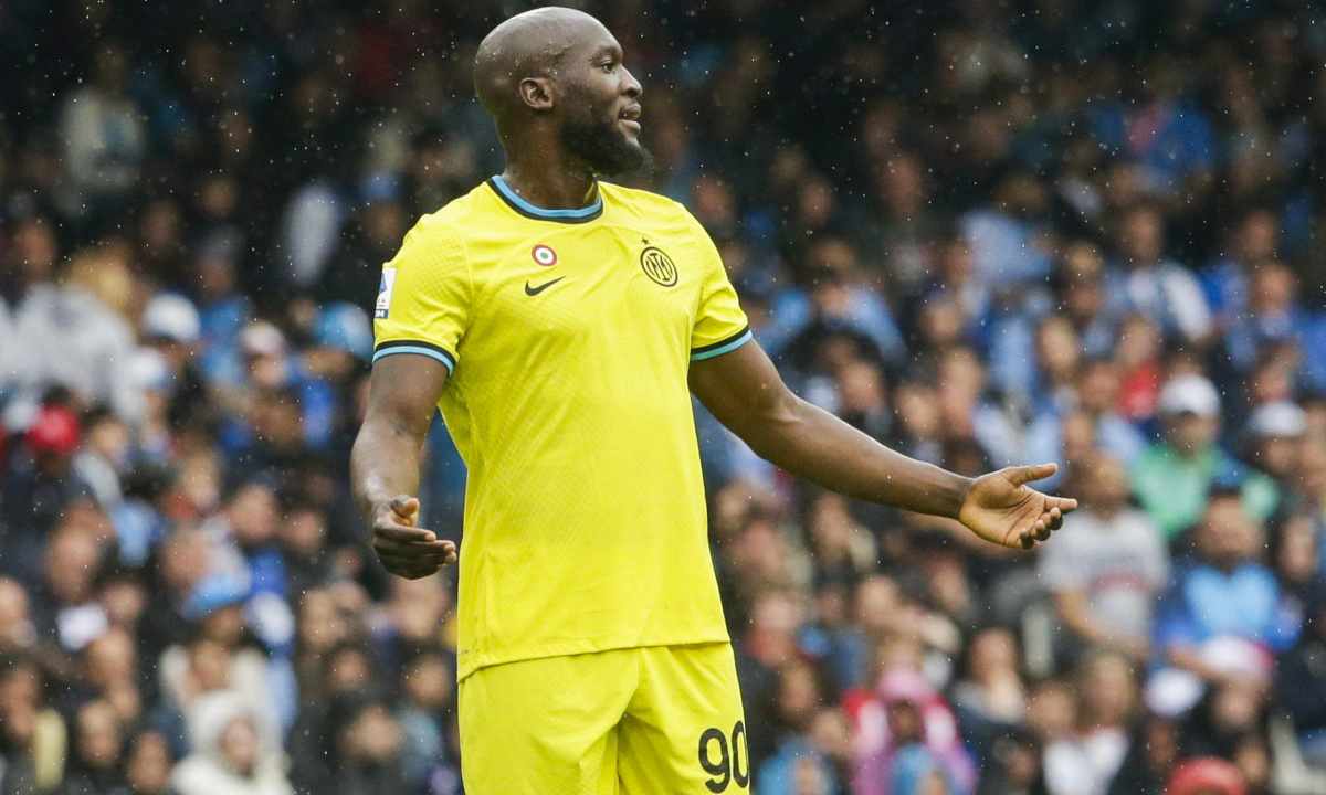 Juve, dubbi enormi su Vlahovic-Lukaku: "Cambia idea ogni mese"