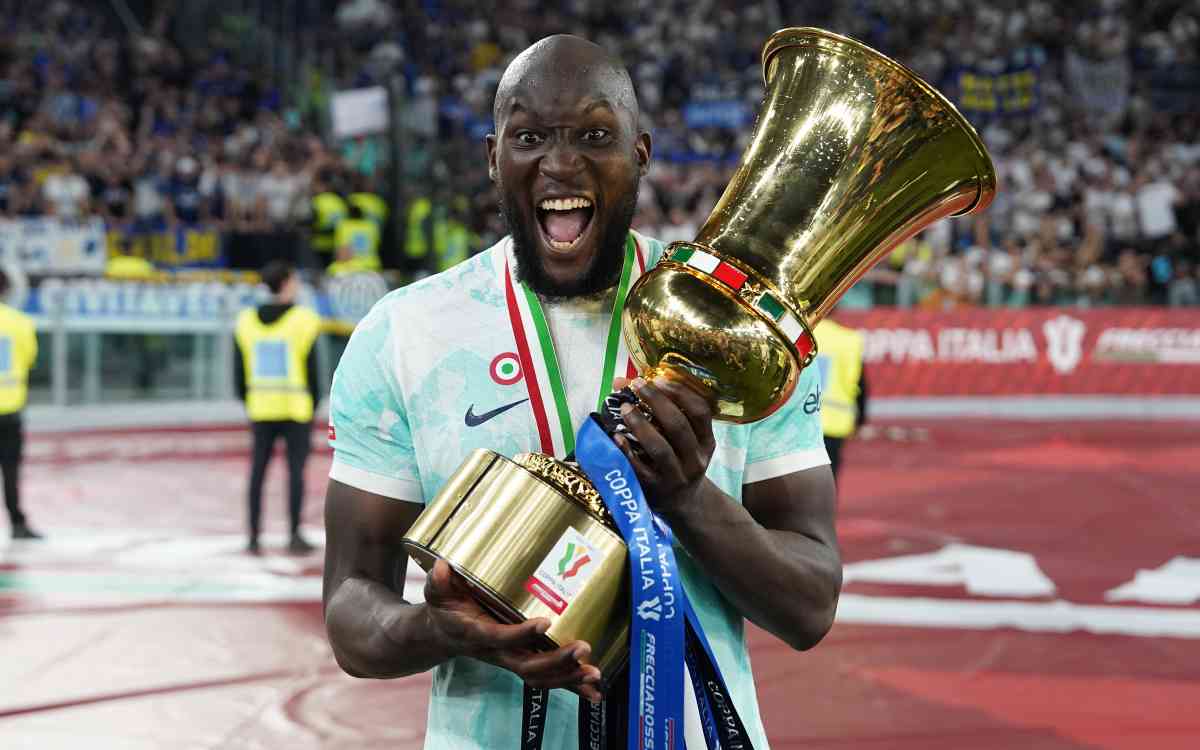 Lukaku spinge Vlahovic fuori dalla Juve: mancano 10 milioni per il sì