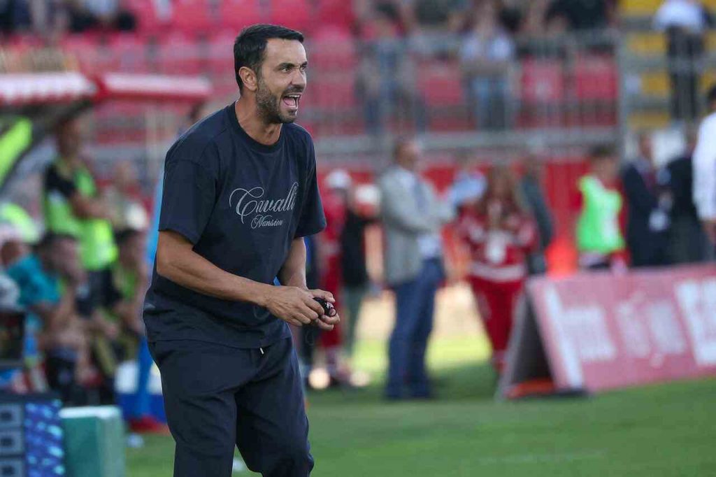 Palladino incita i giocatori del Monza in un match contro la Juventus