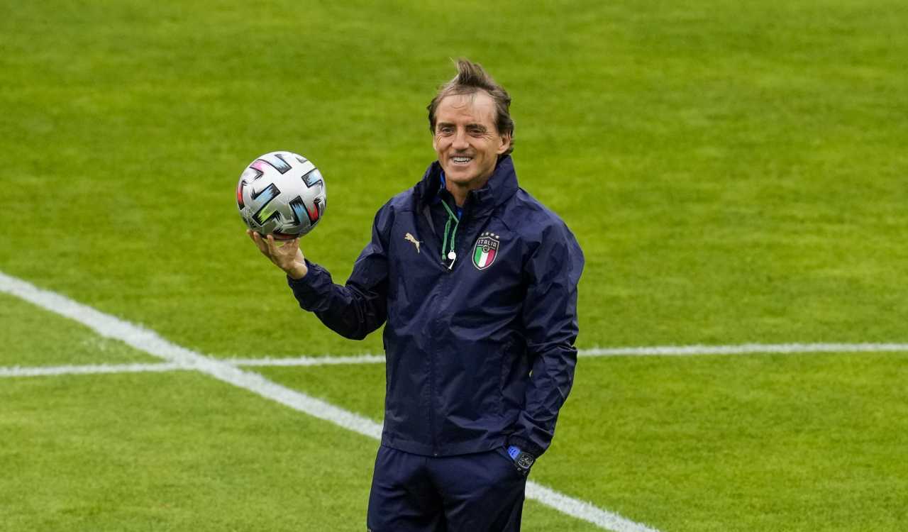 La reazione dei tifosi azzurri dopo le dimissioni di Mancini