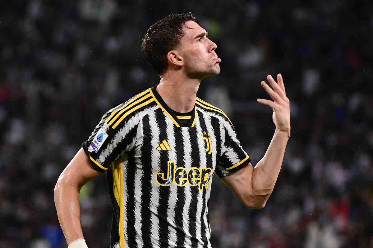 Vlahovic tradisce la Juventus, futuro in Serie A: bomba clamorosa