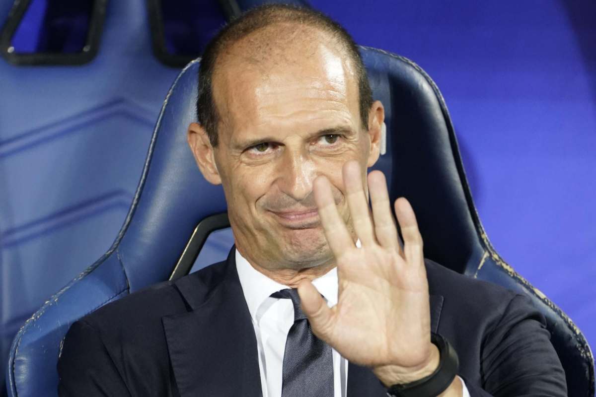 Sacrificio per la Juventus: si riduce l'ingaggio e firma per Allegri