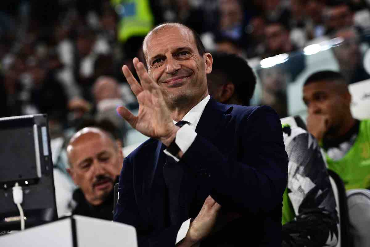Juventus, Allegri sorprende