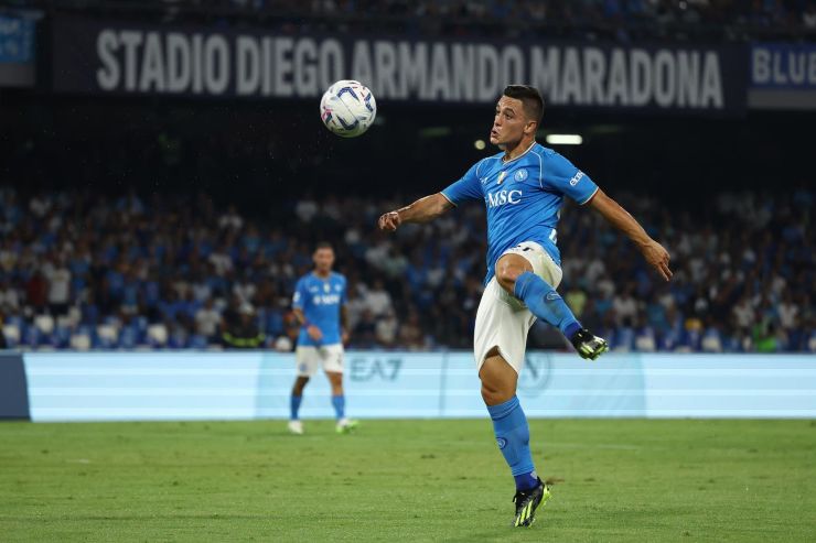 Raspadori dubbi sul ruolo 