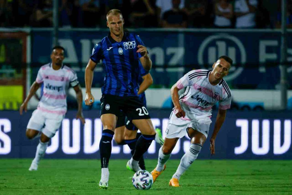 Bakker in un'azione di gioco in una gara di A contro la Juventus