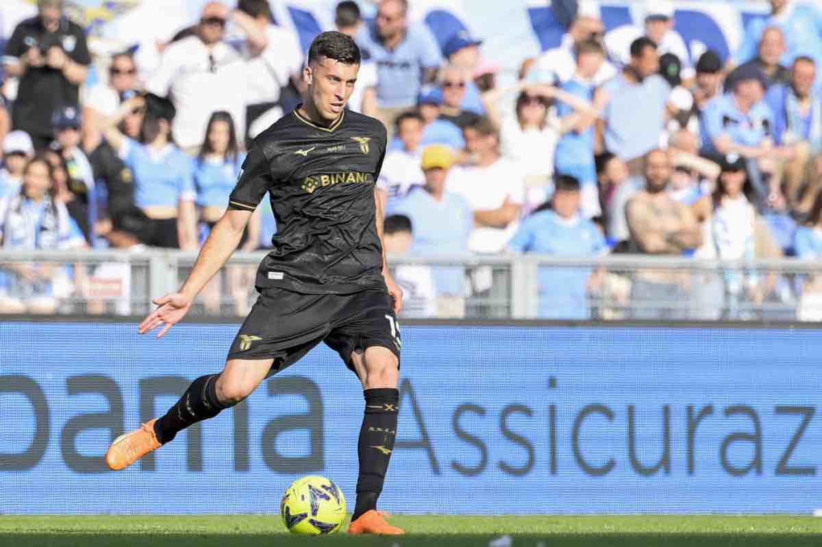 Casale querela Corona