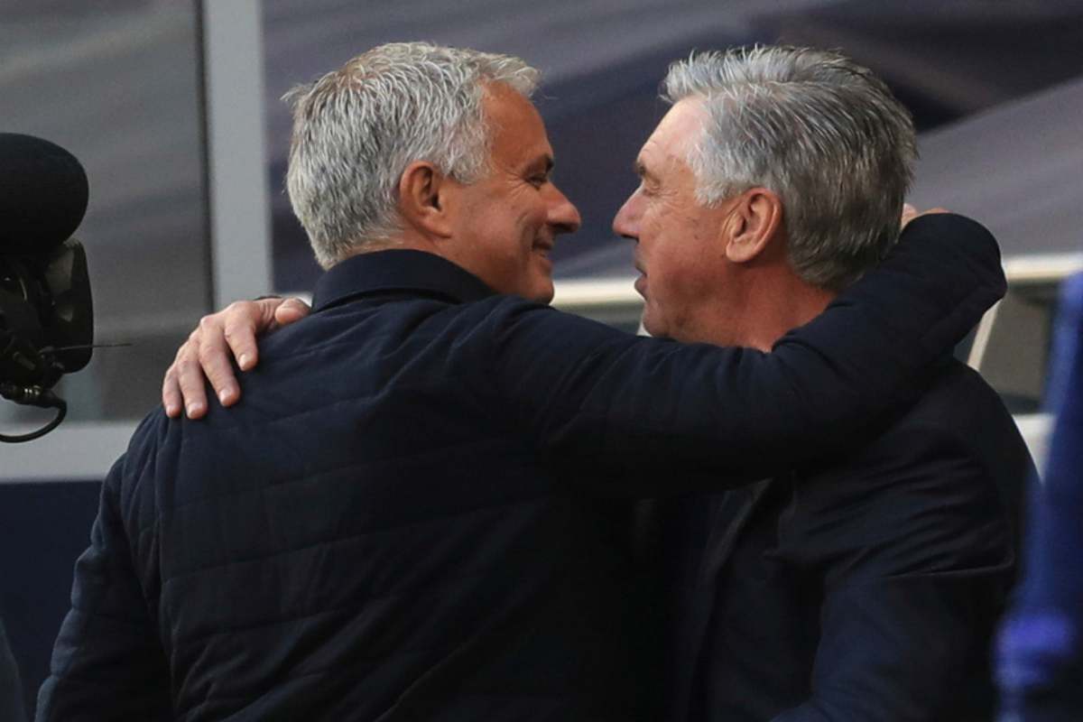 Mourinho abbraccia Ancelotti