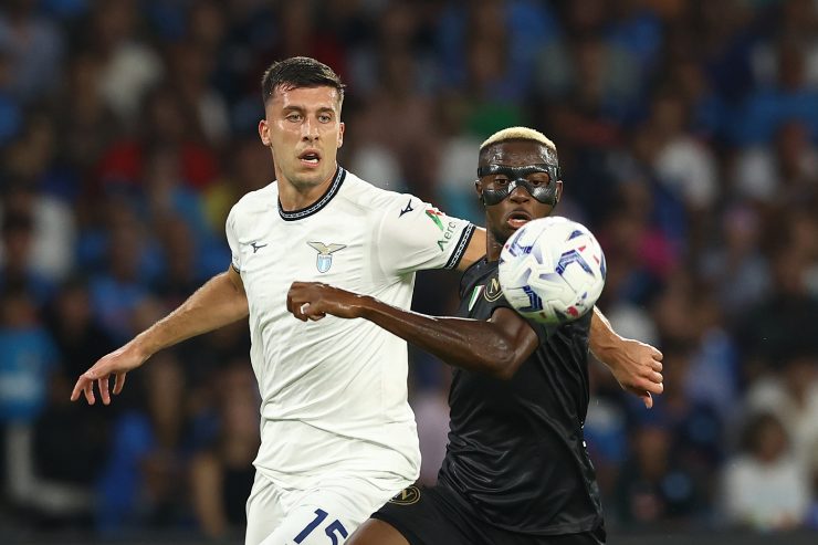 Casale marca Osimhen