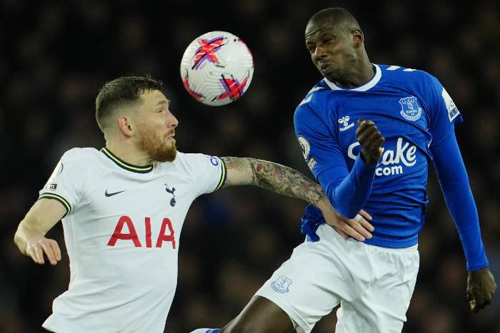 Pierre Emile Hojbjerg con il Tottenham