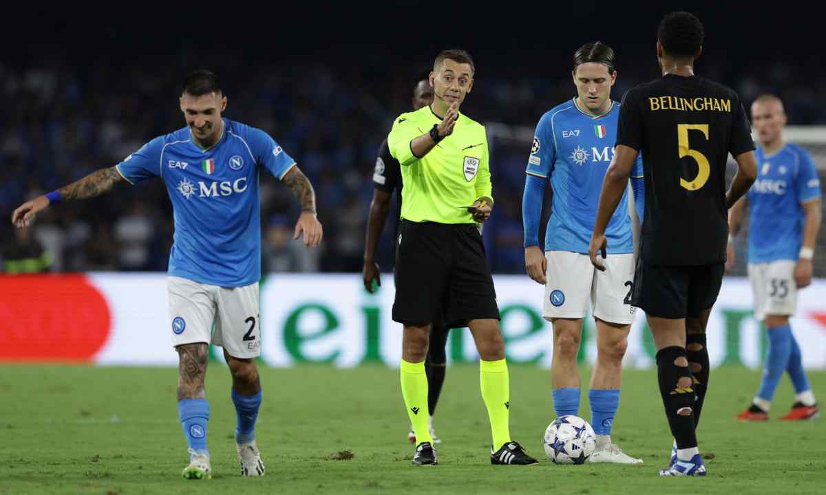 Chiellini contro la decisione dell'arbitro: "Il rigore dato al Napoli è assurdo"