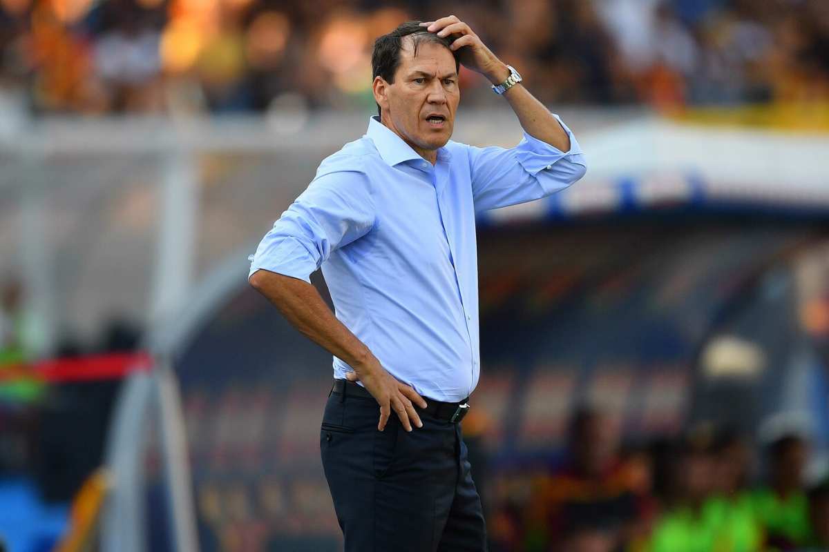 Rudi Garcia con le mani in testa