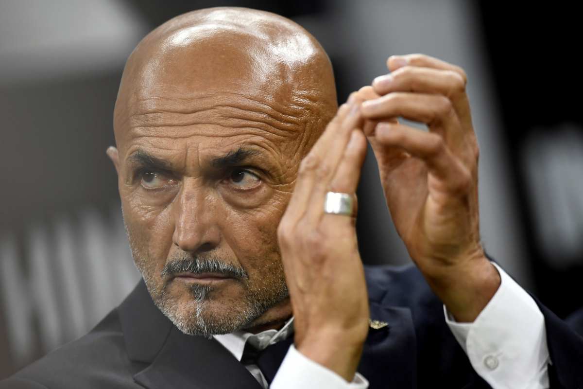 Spalletti batte le mani