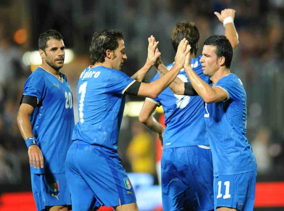Del Piero e Di Natale si danno il cinque in Nazionale