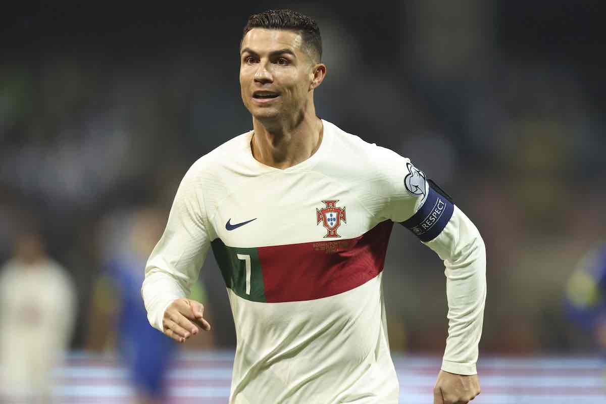 Cori per Messi: Ronaldo reagisce alle provocazioni