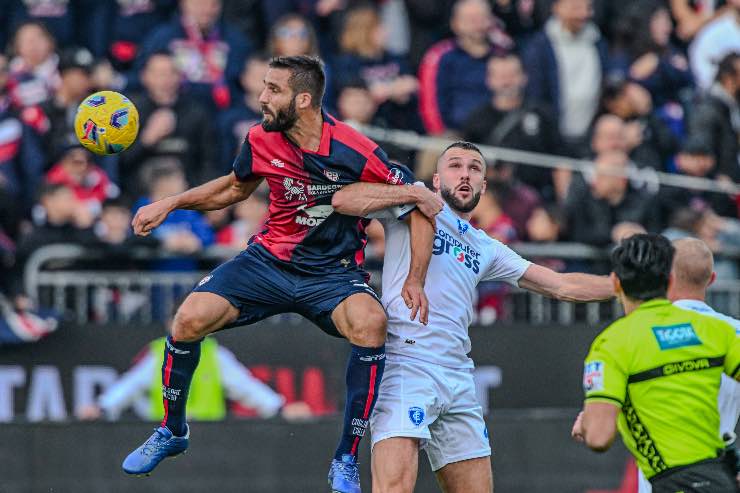 Vola l'Udinese contro il Bologna, caos VAR a Cagliari