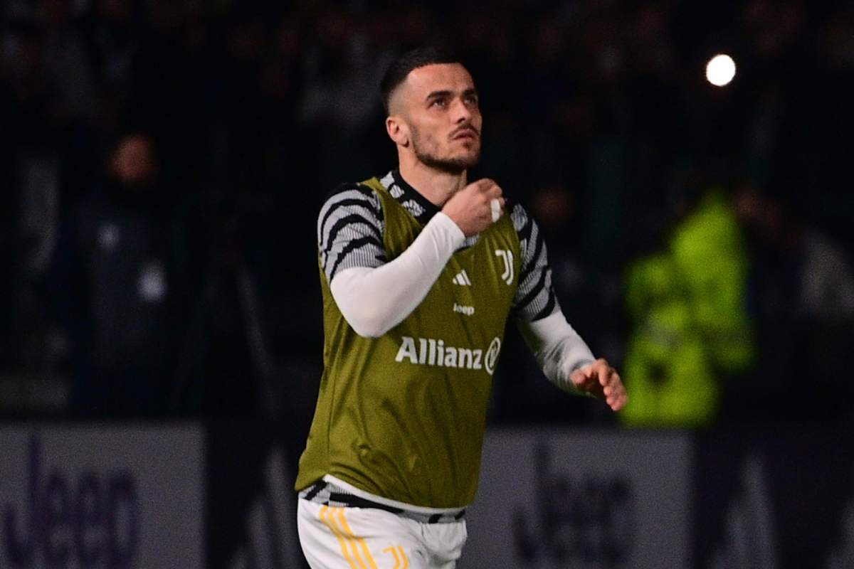 Juventus-Roma Allegri social Kostic bocciato