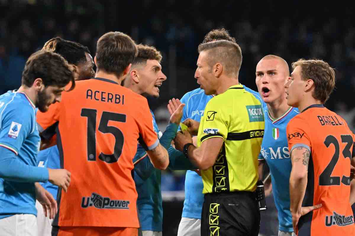Napoli-Inter, polemiche Massa