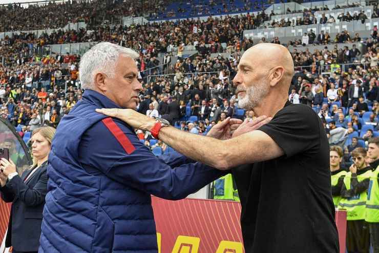 Mourinho abbraccia Pioli 