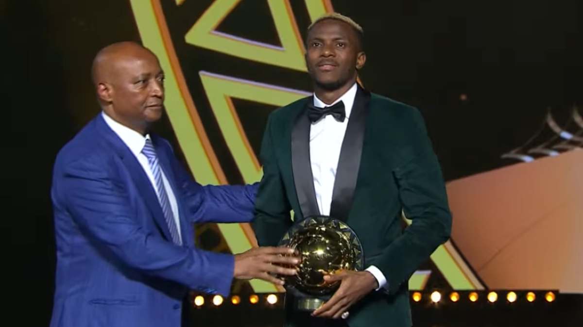 Osimhen miglior calciatore dell'anno