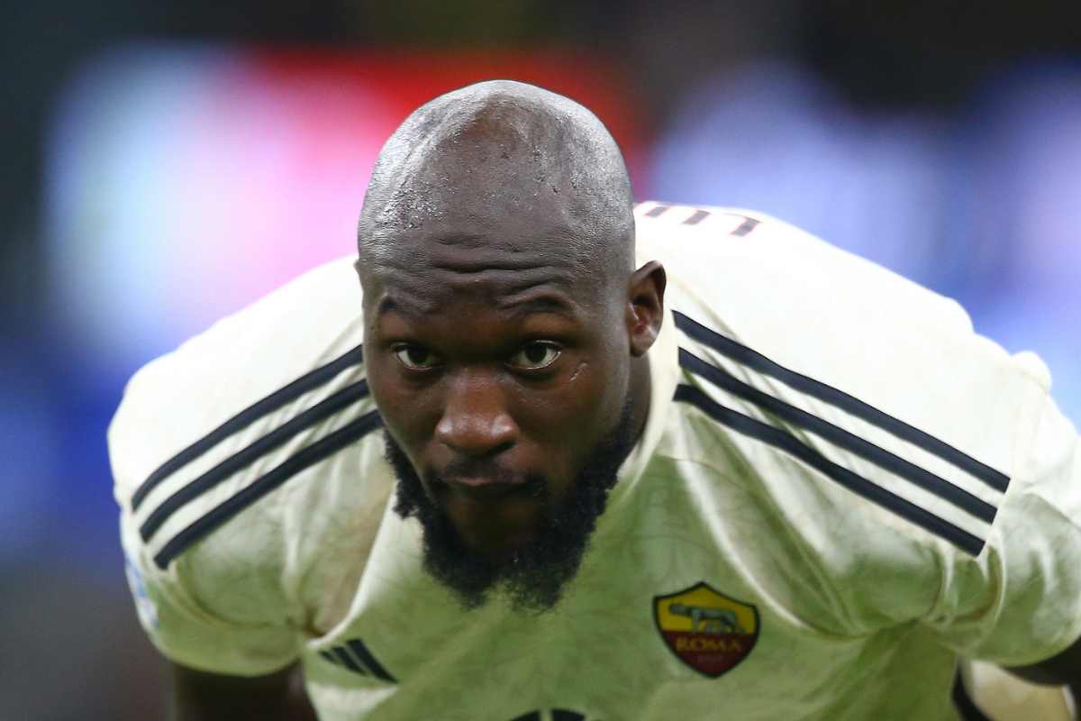 Lukaku durante il riscaldamento