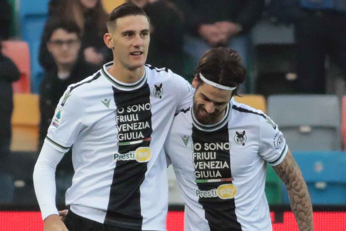 Vola l'Udinese contro il Bologna, caos VAR a Cagliari