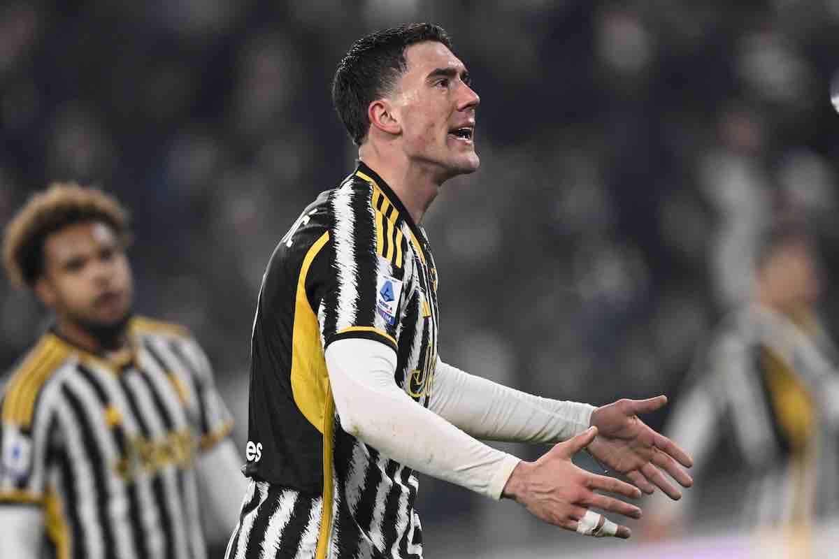 Juventus-Napoli, infortunio Vlahovic