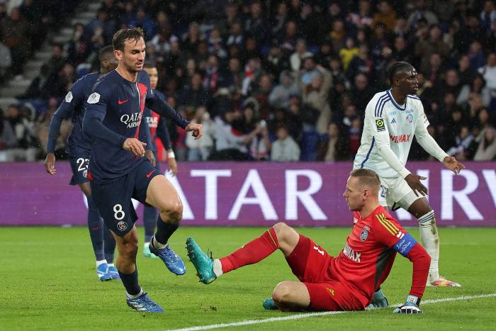 Fabian ruiz in azione psg