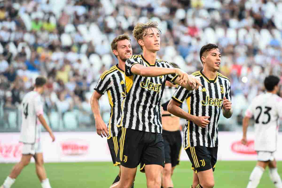Juve, Huijsen in prestito al Frosinone