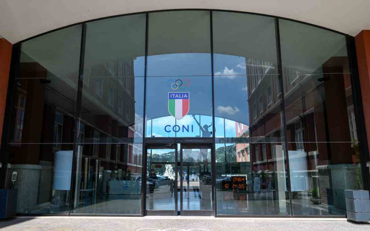 Pugno duro per la protesta contro l'arbitro: 8 mesi di squalifica