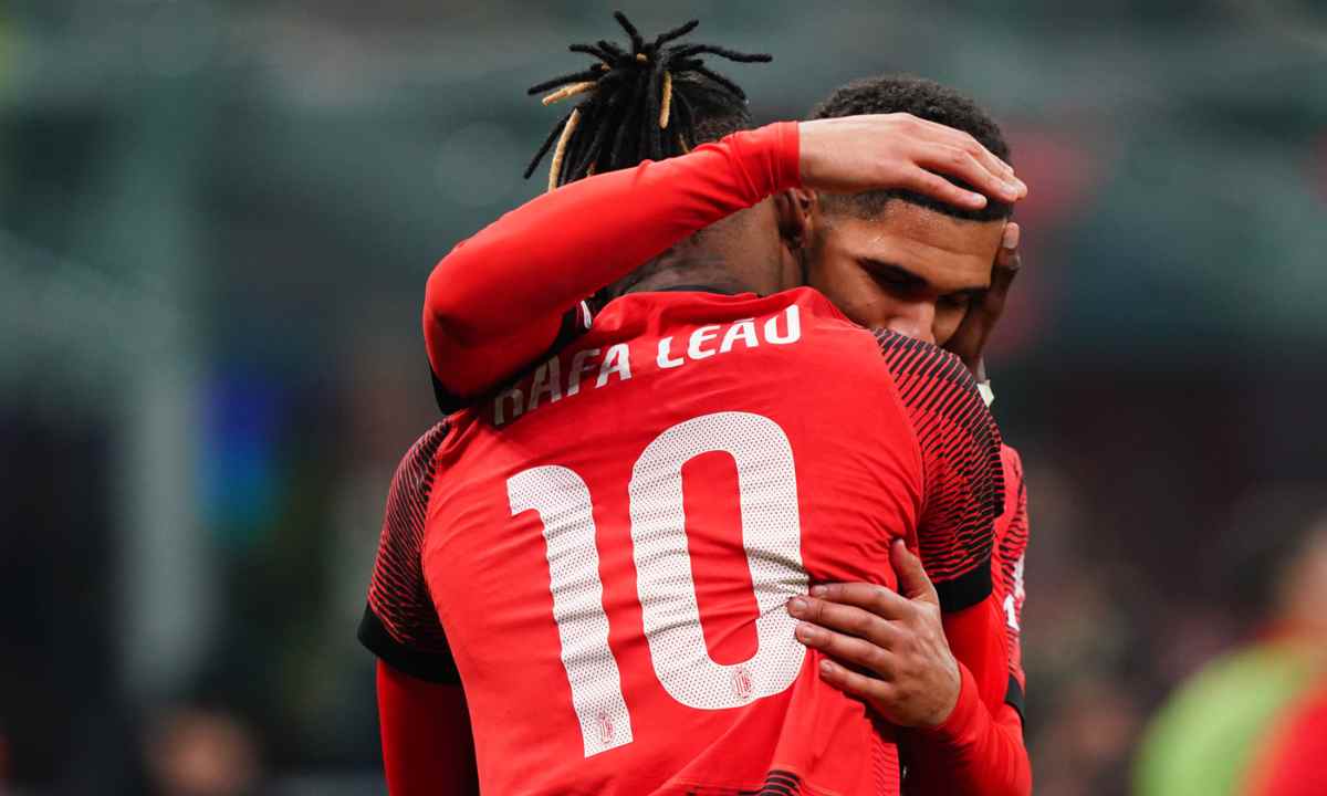 Mauri su TvPlay rassicura il Milan: "Leao si può cedere"