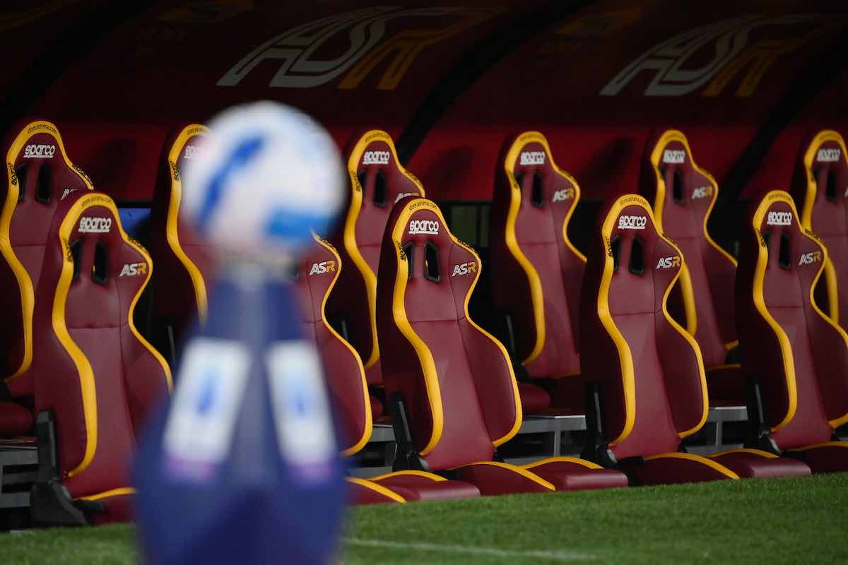 Xavi può restare al Barcellona: Laporta lo vuole in panchina