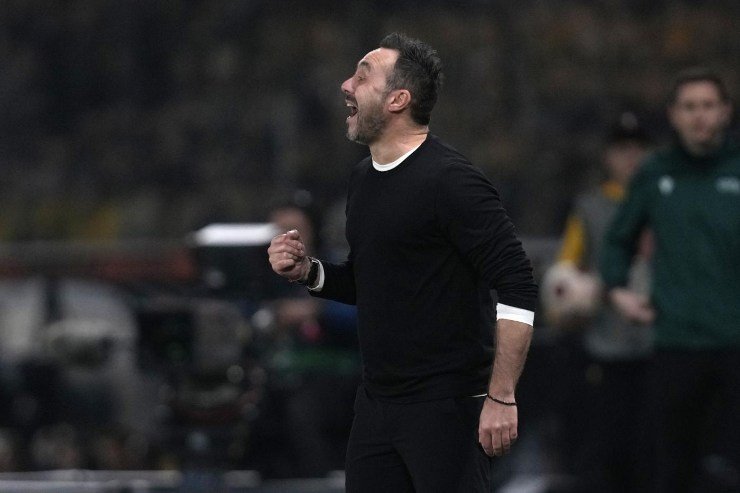 Roberto De Zerbi urla ai suoi