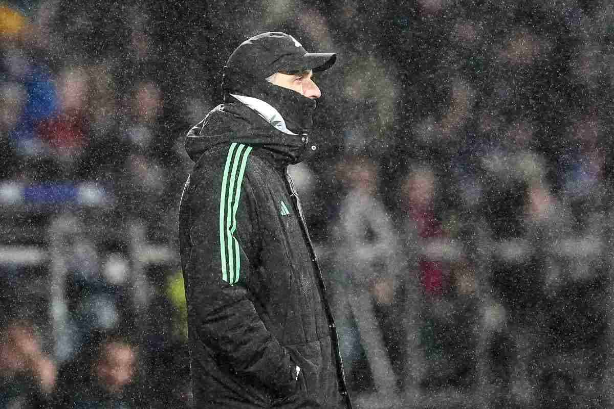 Allenatore e dirigenza si incontrano, accuse ai giocatori