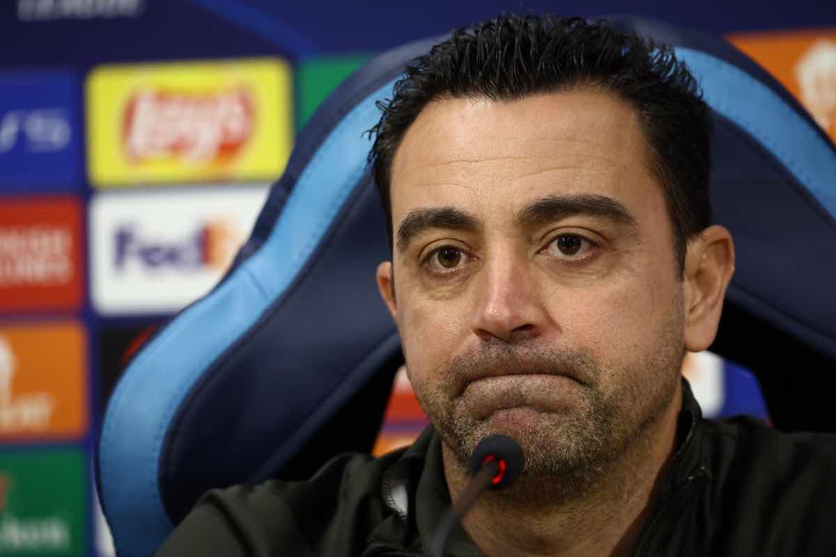 Xavi può restare al Barcellona: Laporta lo vuole in panchina