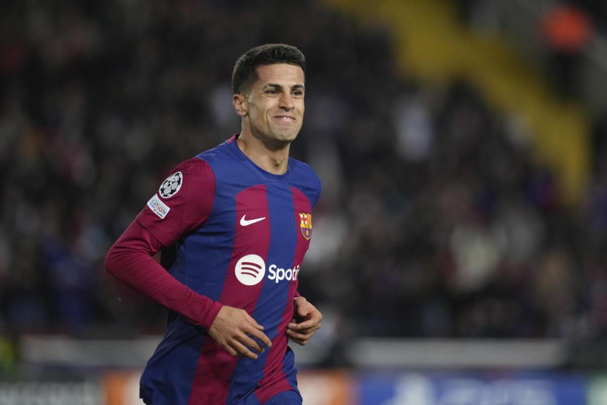 Cancelo attacca Guardiola: "City ingrato con me"