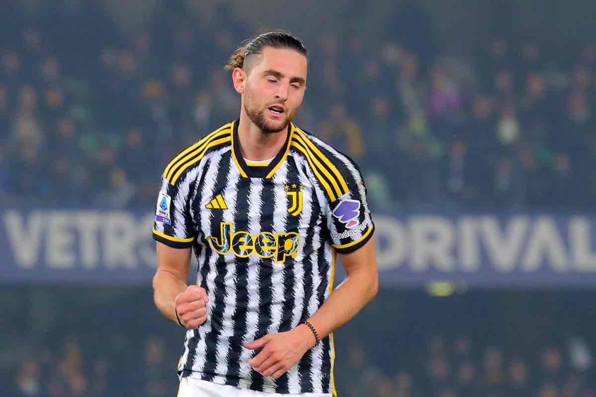 Rabiot lascia la Juventus, ma resta in Serie A: l'indizio ha preso quota