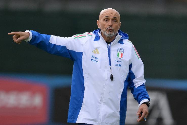 Spalletti rivoluziona l'Italia, ma avverte: "Attenti al campionato". Poi ricorda Barone
