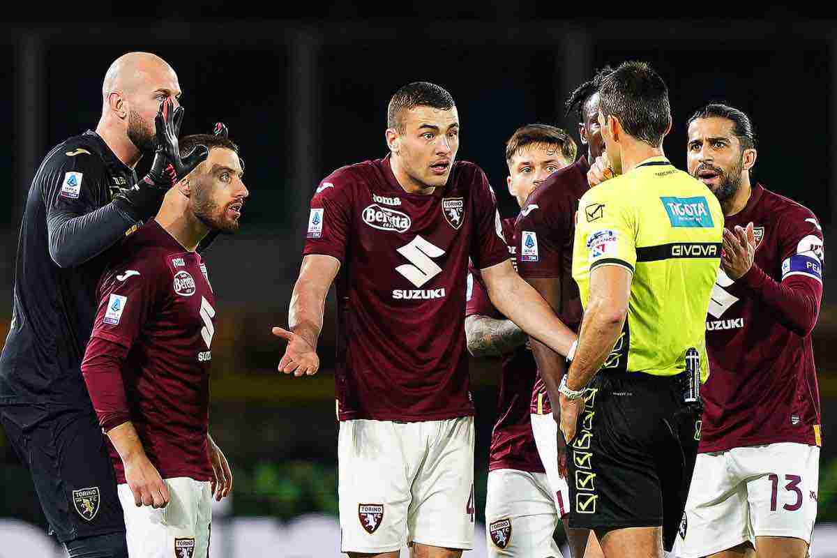 Torino-Fiorentina, espulsione per Ricci