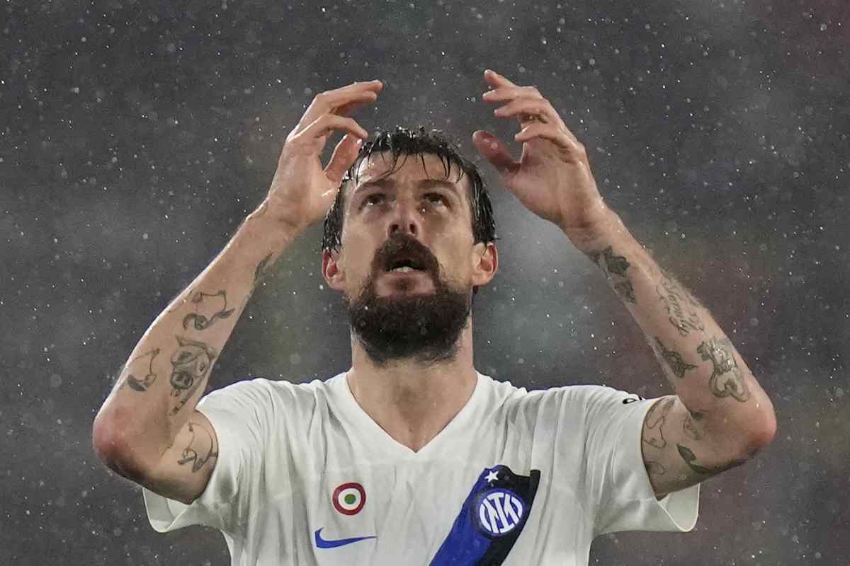 Acerbi, squalifica e addio: scelto Rugani per l'Inter