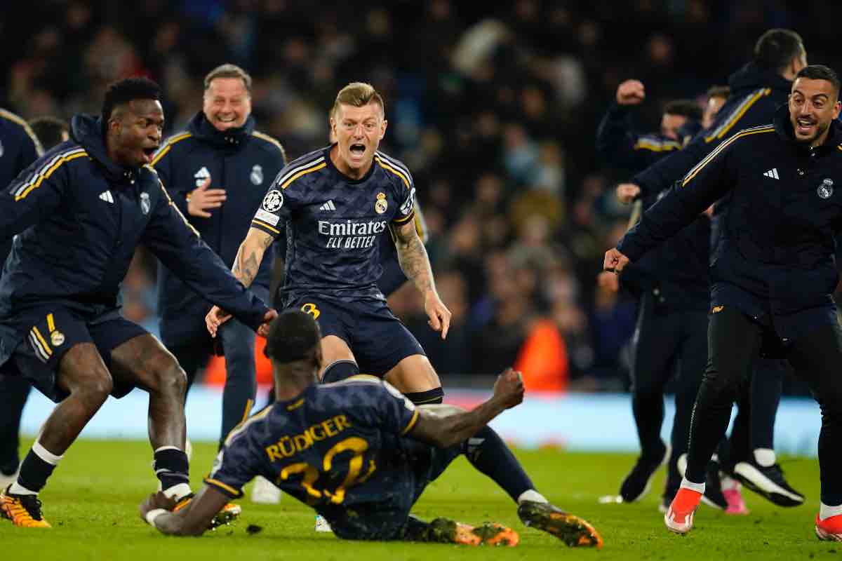 La legge di Ancelotti, il Real batte il City ai rigori: anche il Bayern Monaco in semifinale