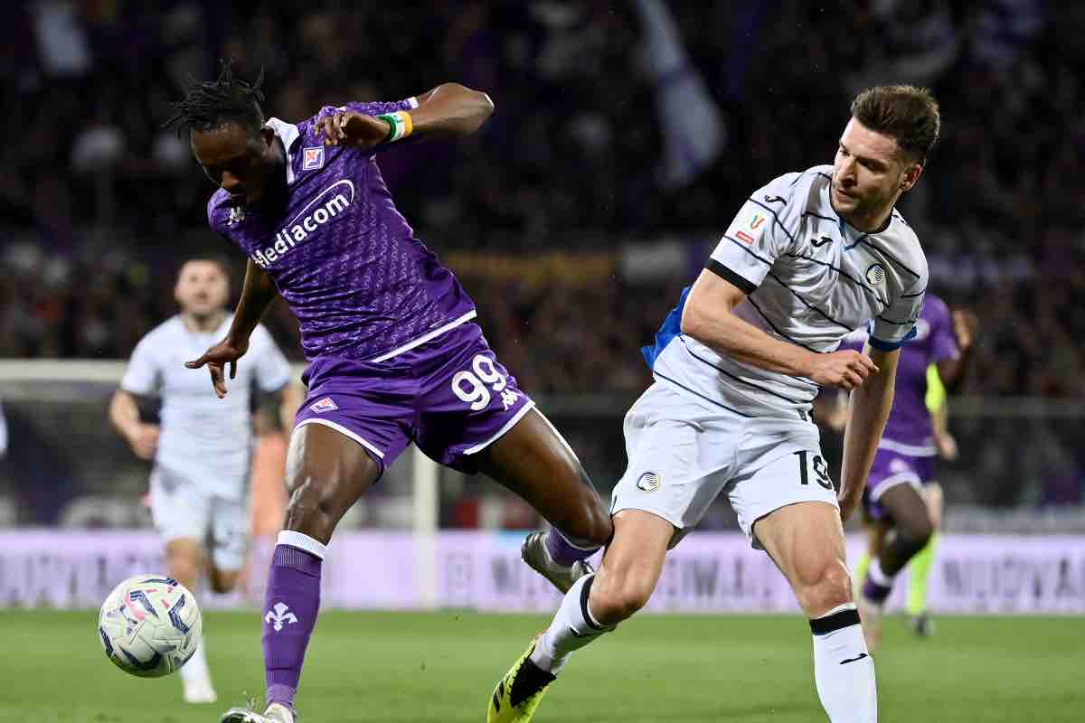 Fiorentina-Atalanta, si accendono gli animi: diverbio sotto gli occhi di tutti