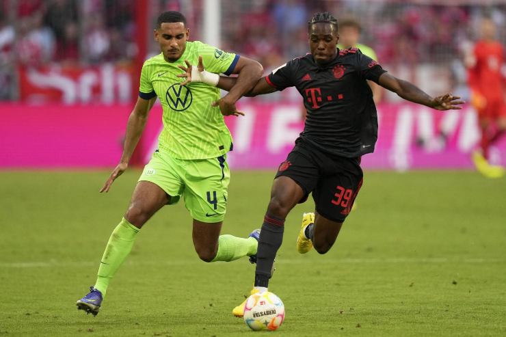 Calciomercato, il Milan punta su Lacroix: concorrenza della Juve