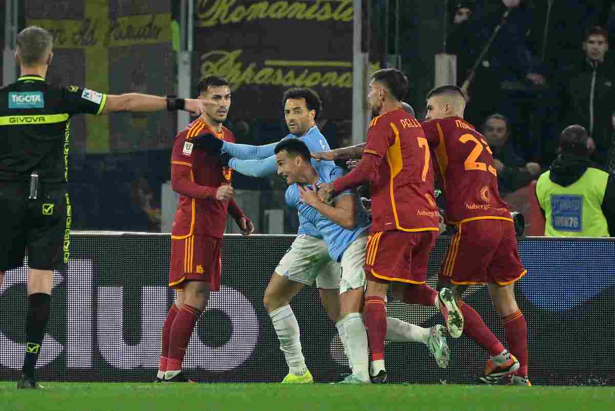 Questa sera, alle 18, si giocherà l'atteso derby della Capitale tra Roma e Lazio, valido per la trentunesima giornata di Serie A