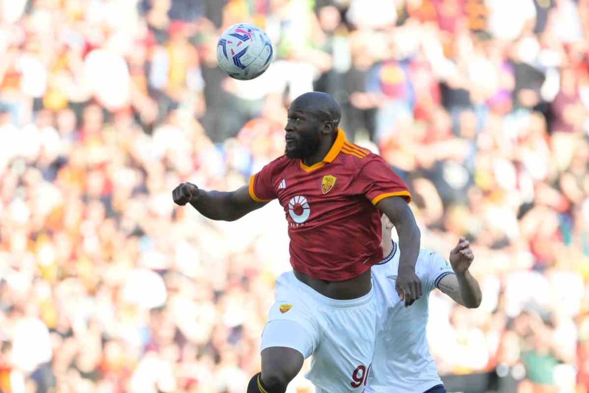 Roma-Lazio, critiche feroci a Lukaku