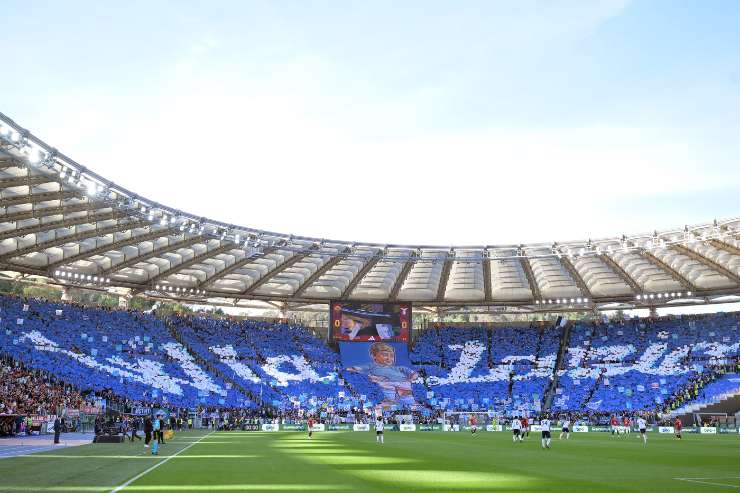 la curva nord al derby roma-lazio