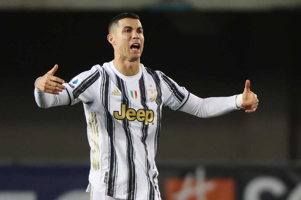 Caso salarial, oficial: Ronaldo vence a Juventus pela metade
